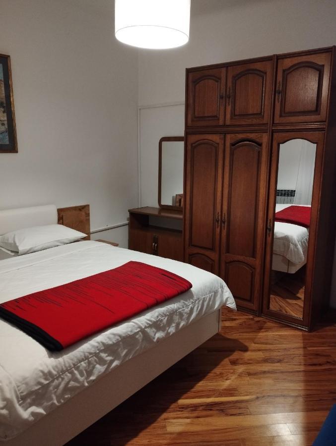 Dck Apartments กอสเตรนา ภายนอก รูปภาพ