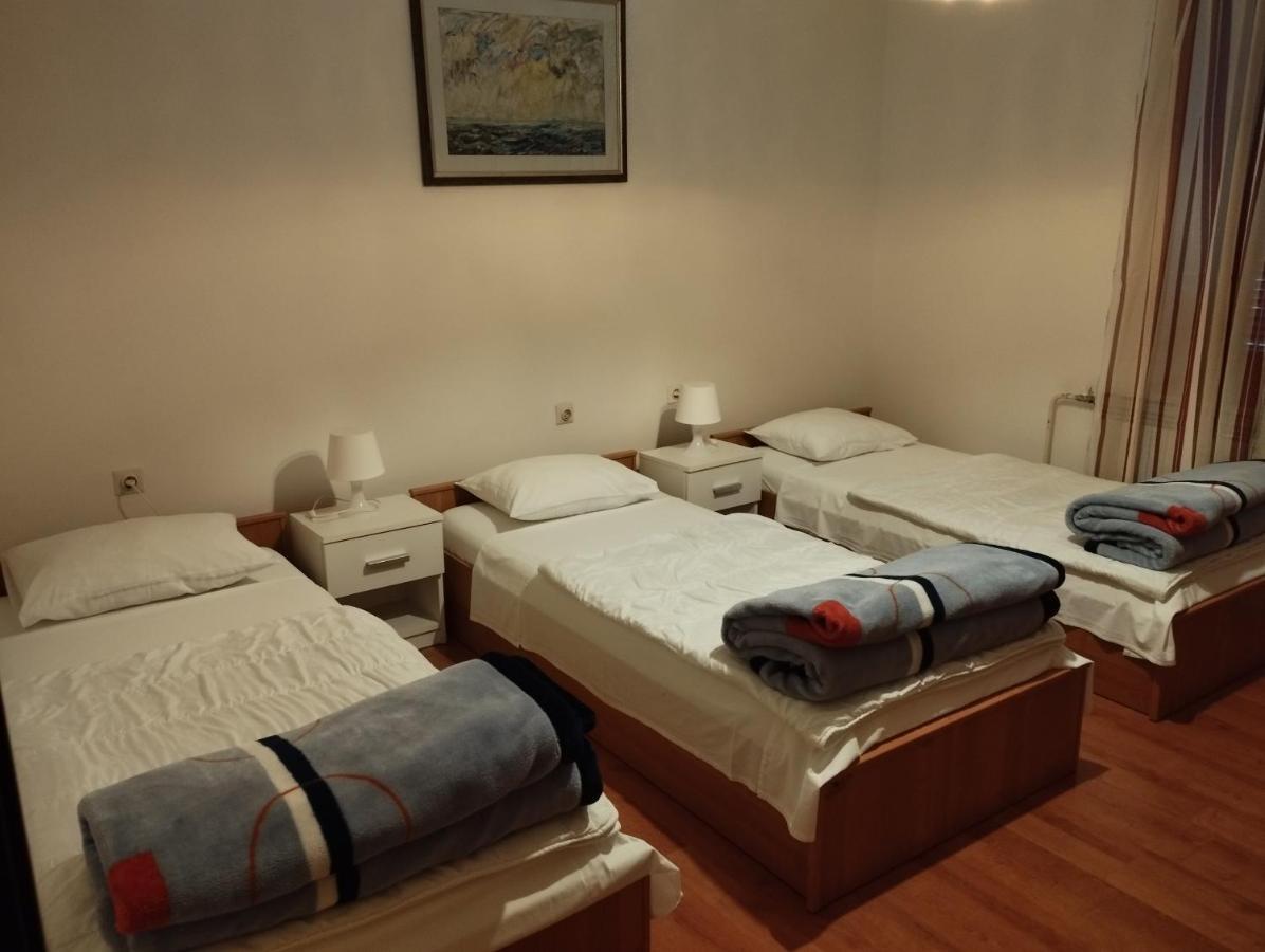 Dck Apartments กอสเตรนา ภายนอก รูปภาพ